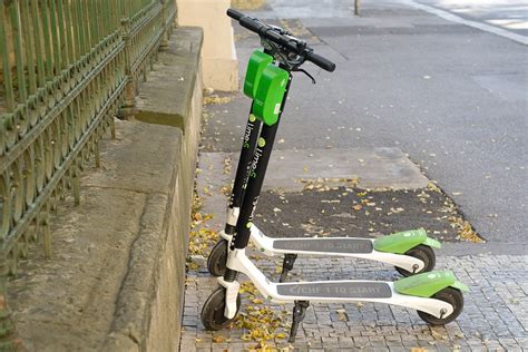 Lime Scooter Machen Dresden Unsicher Die Neuen Elektroroller Das