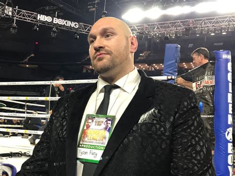 Tyson Fury kim jest Wiek wzrost waga żona dzieci wygrane Instagram