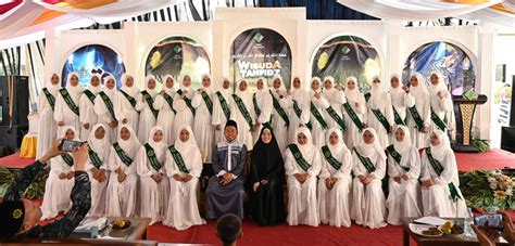 Wisuda Tahfidz Pesantren Ibnu Hafidz Berikan Beasiswa S1 S2 Dan S3