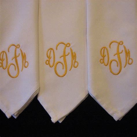 Monogrammed Dinner Napkins - Etsy