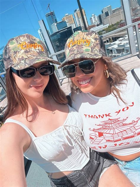 Nadia Foxx Channel Page XVIDEOS