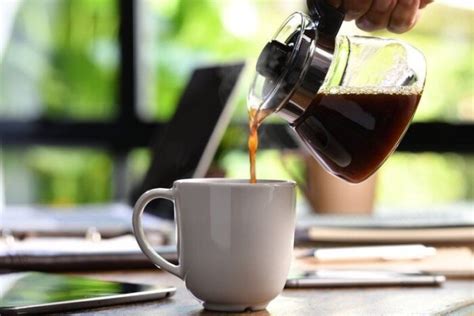 コーヒは1日何杯まで飲んでも大丈夫？知っておきたいカフェインのメリット＆デメリットとコーヒーの飲み方（サンキュ！）