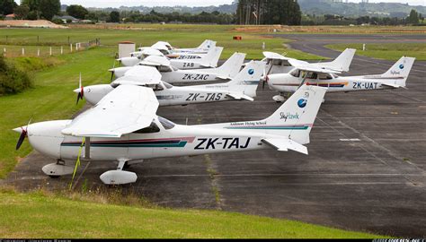 Cessna 172R Skyhawk - Ardmore Flying School | Aviation Photo #6699351 | Airliners.net