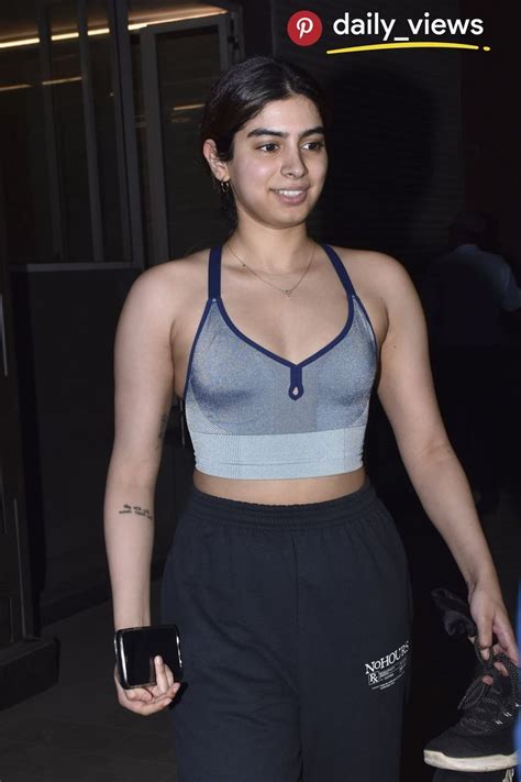 Khushi Kapoor Sports Bra hot in 2024 | Female celebrity fashion ...