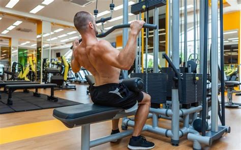 lat pulldown guide muscles worked   benefits