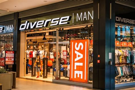 Diverse Low Income Workers Royalty-Free Images, Stock Photos & Pictures ...