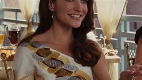 The Printed Blouse Worn By Charlotte York Kristin Davis In The Movie Sex And The City 2 Spotern