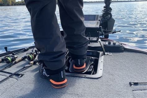 Fishing boat: optimize the installation of the electric motor control