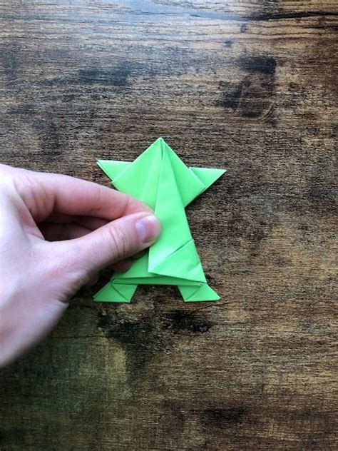 Origami Jumping Frog | World in a Box | Blog