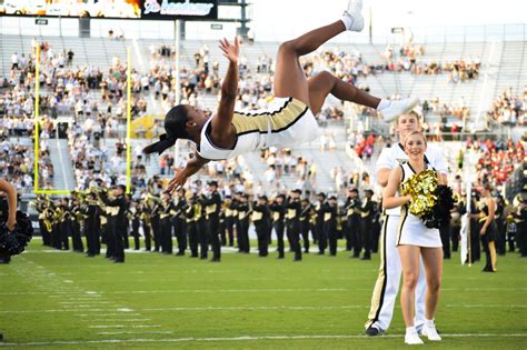 Photos Ucf Spirit Teams Cheer To Victory At First Frost Sports Nsm