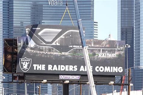 Here’s a look at the Raiders’ new stadium site in Las Vegas — VIDEO ...