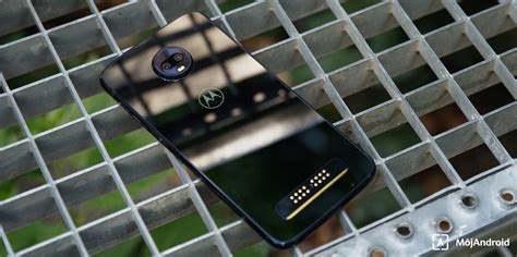 Smartfón Motorola Moto Z³ Play Je Oficiálne Už Aj Na Slovensku