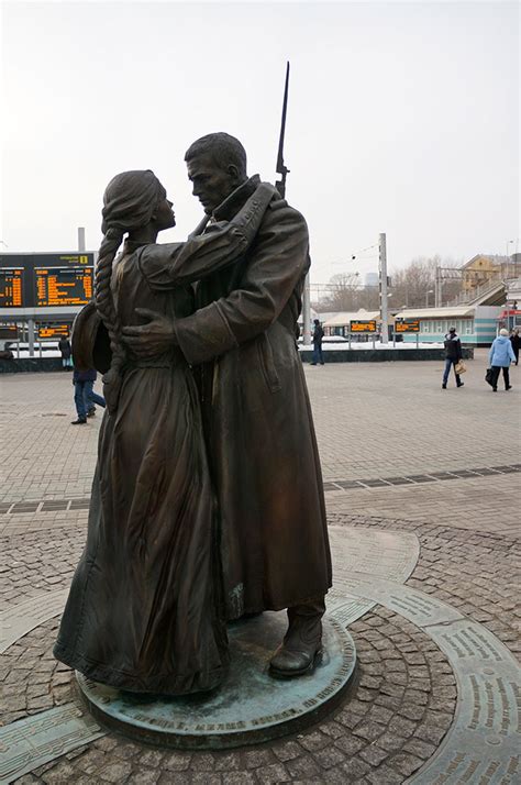 Monument “Farewell of Slavianka”