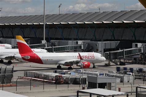 Iberia E Iberia Express Aplicamos Todas Las Medidas Para Proteger A