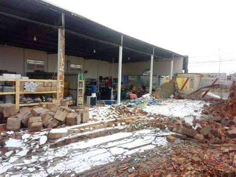 Chuva de granizo e vento forte causam destruição em Três Lagoas