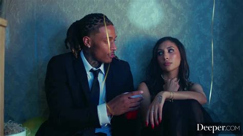 She S A Mistery With Close Clues Free Hd Porn Bingato