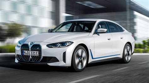 The 2023 BMW i4 eDrive35 Is The Least Expensive EV With A Roundel Now