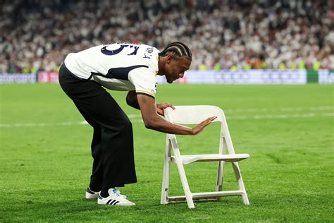 Antonio Rüdiger explains chair celebration after Real Madrid's win over ...