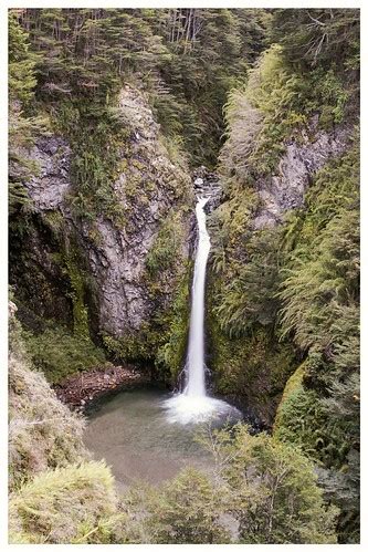 Cascada Del R O Bonito Cerro Bayo Villa La Angostura Ne Flickr