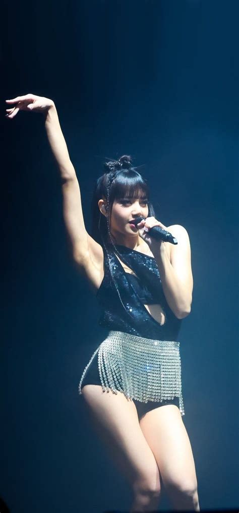 Pin On Beauty Lisa Blackpink Hot Photoshoot Korean Picture Celebrities