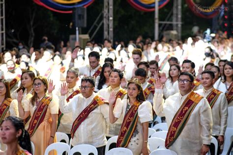 Upou Holds Th Commencement Exercises Graduates University Of