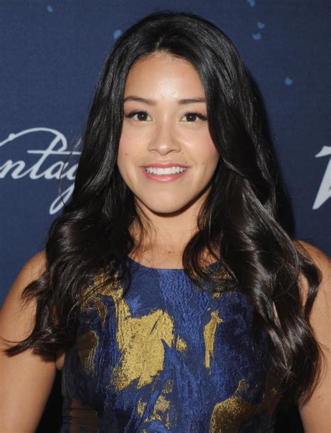 How to Get Gina Rodriguez's Wavy Hair | POPSUGAR Latina