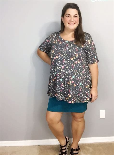 The Lularoe Perfect T Paired With Lularoe Cassie Pencil Skirt Makes The