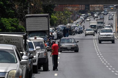 Escasez De Gasolina En Caracas No Se Solventar De Manera Inmediata