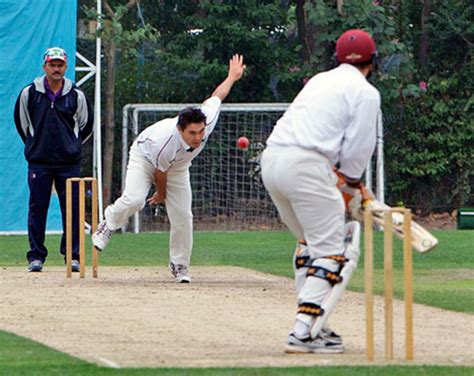 Roy Lamsam bowling | ESPNcricinfo.com