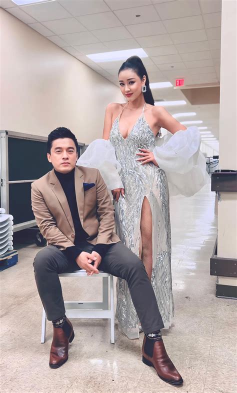 Sao Vi T Mc Thanh Thanh Huy N Sexy L I Xe L Quy N Di N Bikini R C