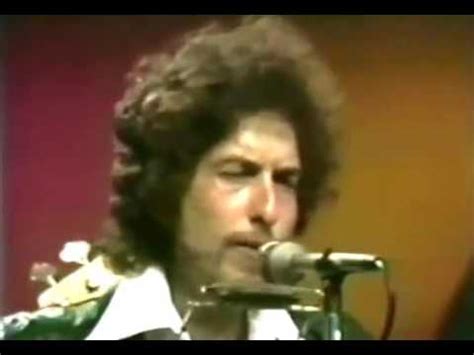 Bob Dylan performs 'Hurricane' for the first time, 1975