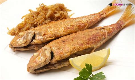 Salmonetes Fritos Con Cebolla Receta De Karlos Argui Ano En Cocina