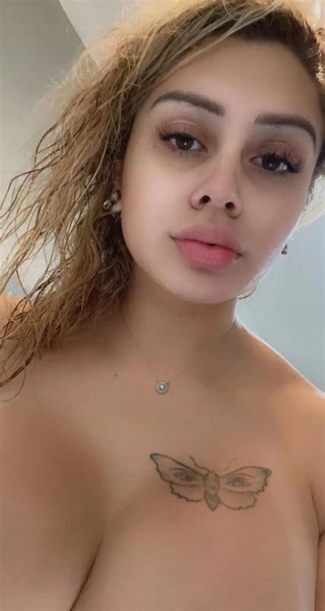 Out The Shower And Ready For Your Cock Nudes Mexicana Nude Pics Org