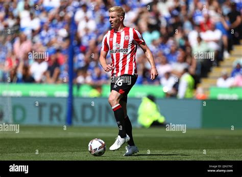 Brentford Stadium 2022 Hi Res Stock Photography And Images Alamy