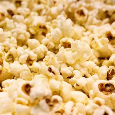 Hot White Cheddar Chicagoland Popcorn