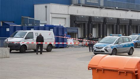 Berfall Auf Geldtransporter Bei Ikea Anklage