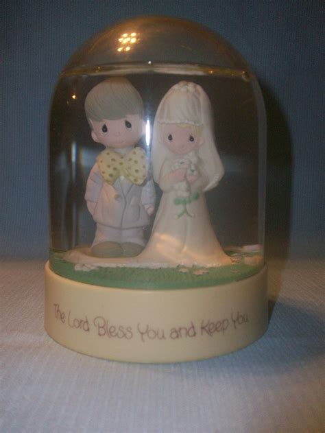 Precious Moments Snow Globe Bride And Groom Snow Globes Precious