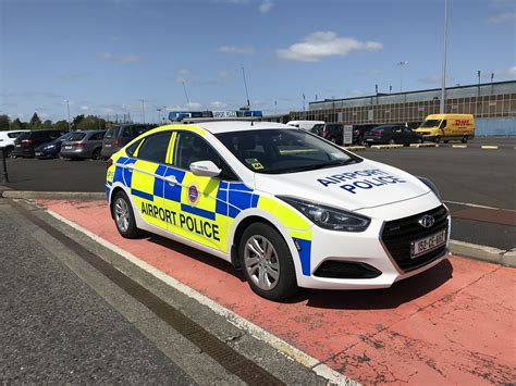 Hyundai Police Car Ap15 Airport Police Snn Shannon Airport