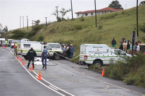 Breaking Three School Pupils Dead 11 Injured In Bus Crash Zululand