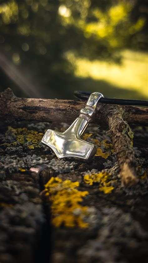 Barbariann - Authentic Viking and history inspired jewelry