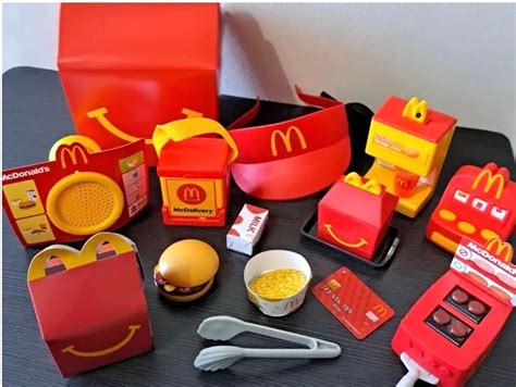 (FULL SET) MCDONALDS - Mcdonald's Playset, Hobbies & Toys, Toys & Games ...