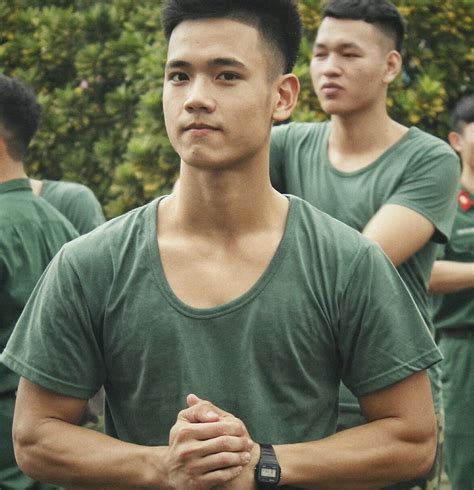 Hot boy trường Kỹ thuật Quân sự gây thương nhớ từng giảm kg Gương mặt trẻ ZNEWS VN