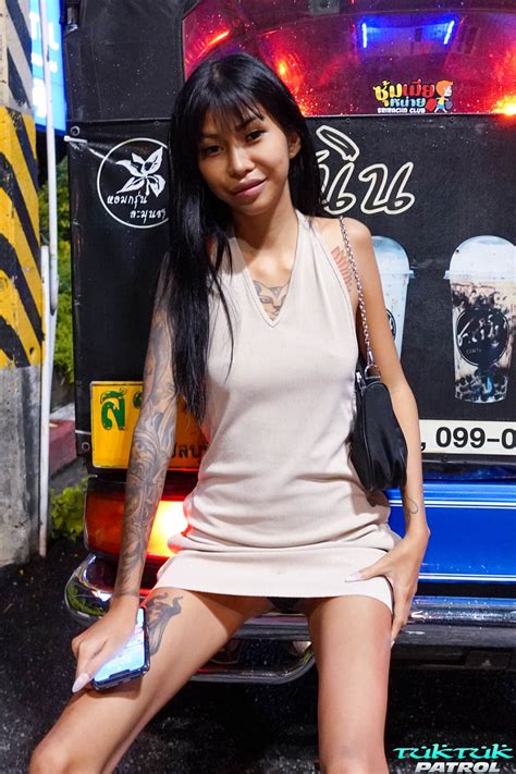 Amateur Asian Babe Pikka Shows Her Amazing Slender Figure And Takes A Cock CoedCherry