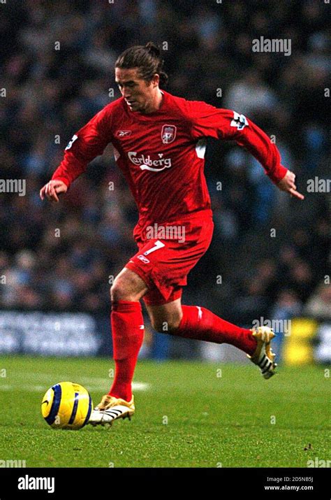 Harry Kewell, Liverpool Stock Photo - Alamy