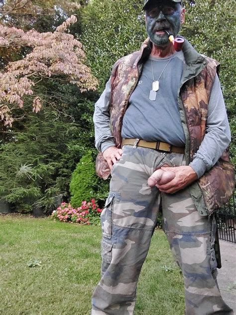 Military Prep For Night Time Ground Maneuvers Nude Pics XHamster