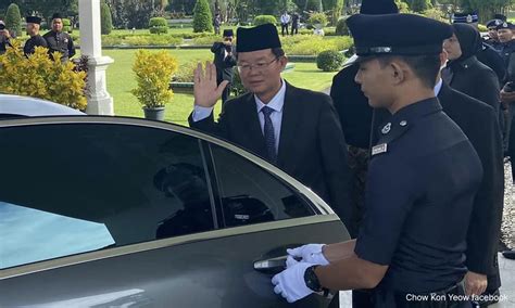 Chow Angkat Sumpah KM Pulau Pinang Suara Malaysia