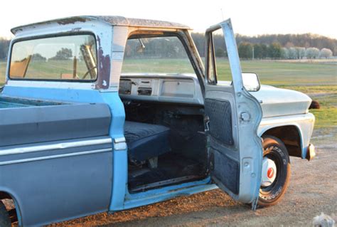 Barnfound Chevrolet C Swb Fleetside Custom Cab Pickup Truck Body