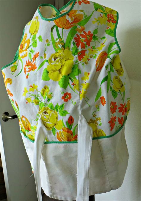 Vintage 1950s Handmade Apron Floral Print Big Pockets Etsy Handmade