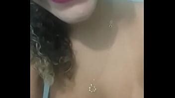 caliente en el baño XVIDEOS