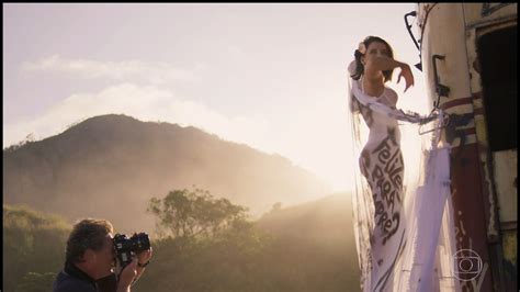 Bruna Linzmeyer Nude Pics Page